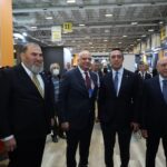 Koç'un Ağır topu, Petroleum fuarında ...