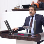 İslami hassasiyetleri kamusal alandan dışlamaya mı çalışılıyor..